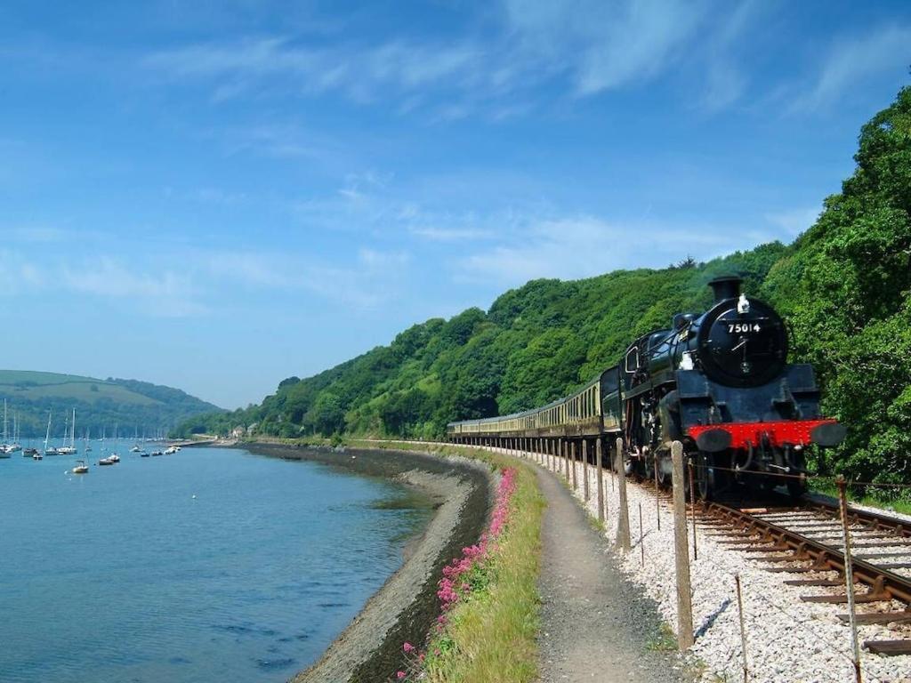 Caldon Holiday Chalet Sleeps 4 In Dartmouth Wifi Electric Inc Pet Friendly Exterior foto