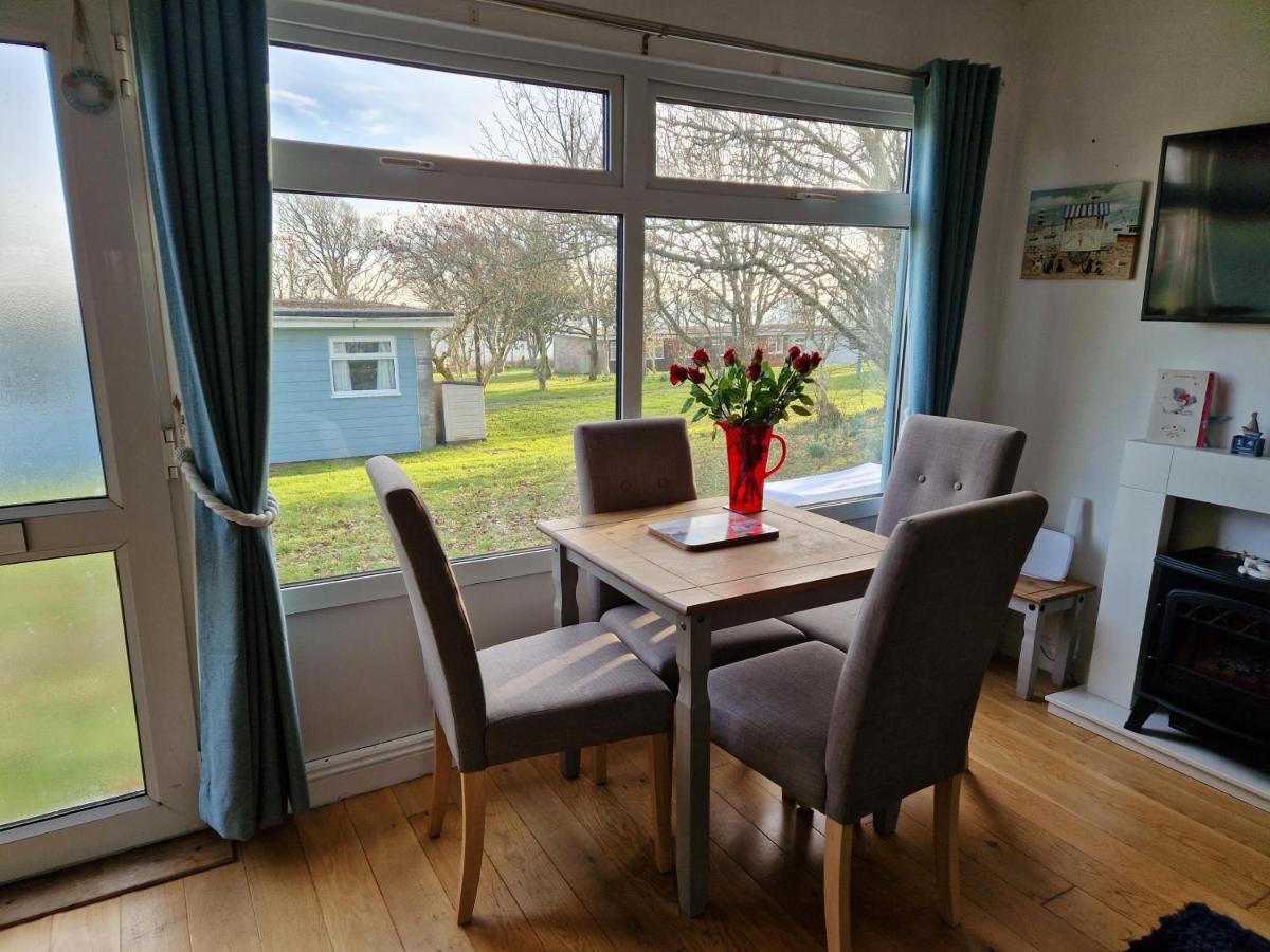 Caldon Holiday Chalet Sleeps 4 In Dartmouth Wifi Electric Inc Pet Friendly Exterior foto