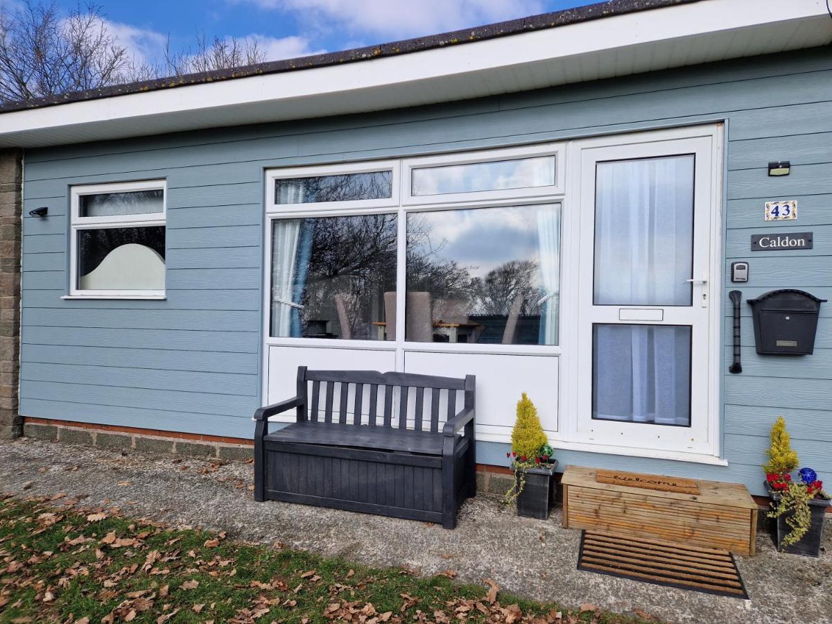 Caldon Holiday Chalet Sleeps 4 In Dartmouth Wifi Electric Inc Pet Friendly Exterior foto